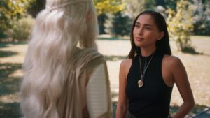 Close up of Priscilla Quintana talking to alien princess in Pandora TV series