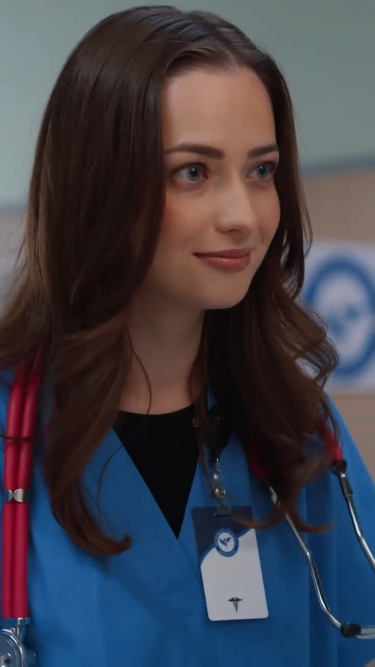 Close up of actress Chena Verony as Pauline Stewart in Hospital gown